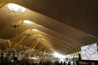 Instalaciones de la nueva terminal del aeropuerto de Barajas, Madrid, inauguradas ayer.