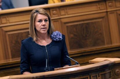 La presidenta de Castilla-La Mancha, Dolores de Cospedal, durante su intervención hoy en el pleno autonómico.