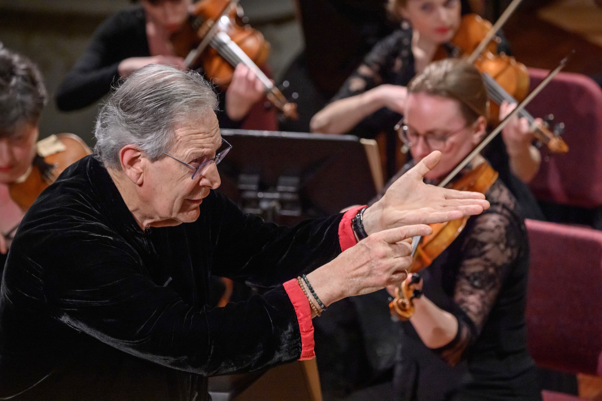 John Eliot Gardiner, en un momento de la misa.