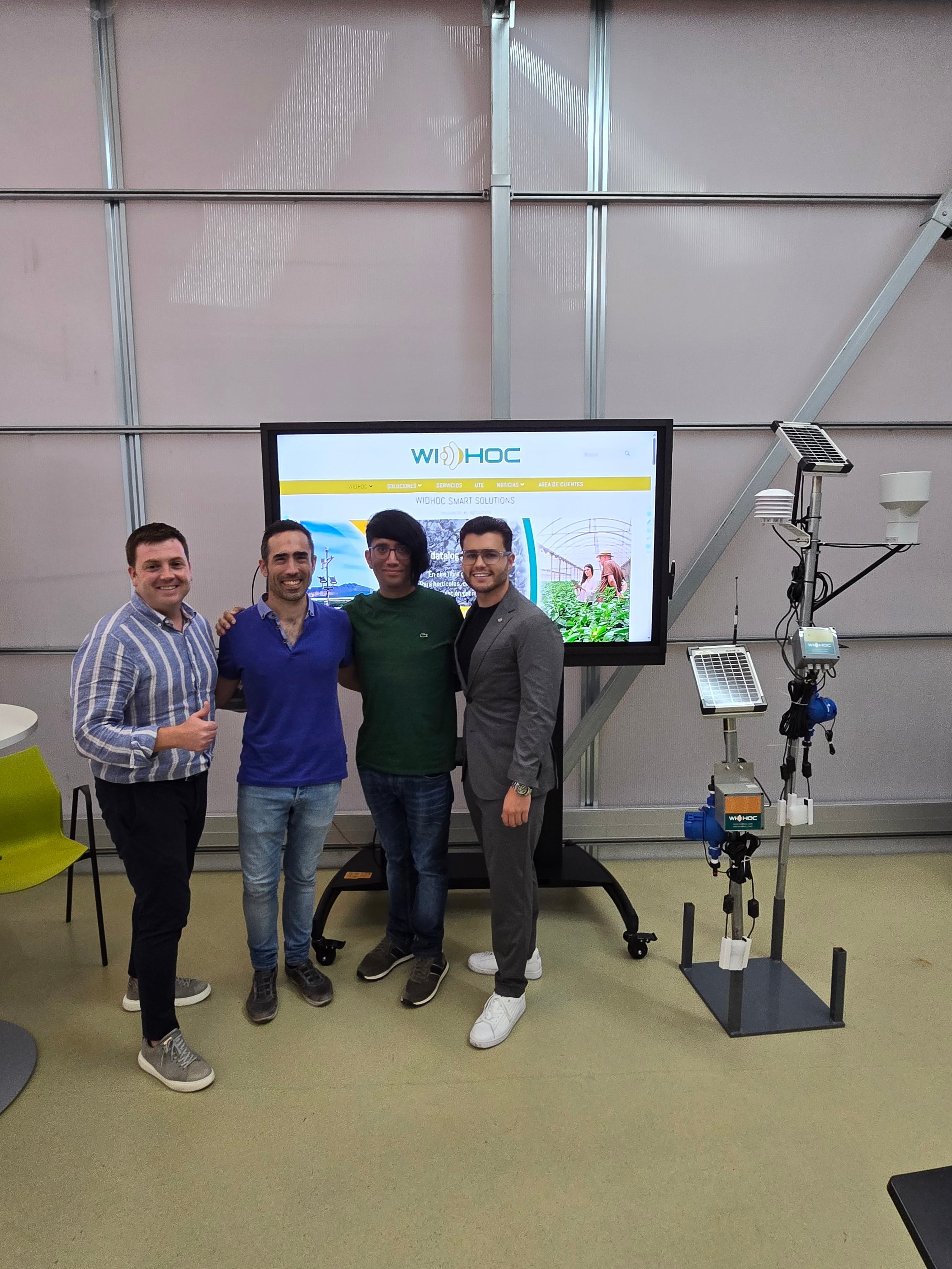 La ‘agrotech’ Widhoc, participada por la familia Vercher Fons, compra ec2ce y se refuerza en la IA y la teledetección