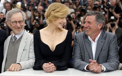 Steven Spielberg, Nicole Kidman y Daniel Auteuil, presidente y miembros del jurado de Cannes.