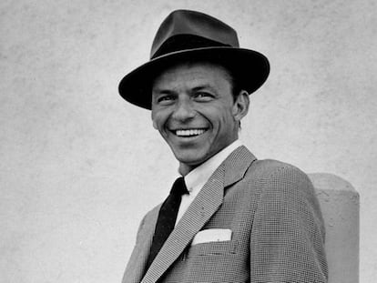 Frank Sinatra, en una fotografía tomada en Los Ángeles en 1954.