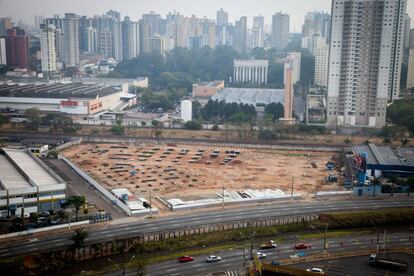 Obras na UFABC, paralisadas por falta de verba.