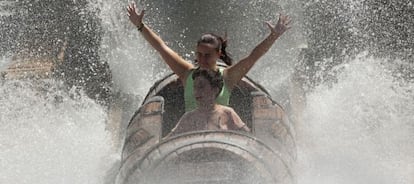 Los 'resorts' ofrecen un ambiente controlado para disfrutar en familia.