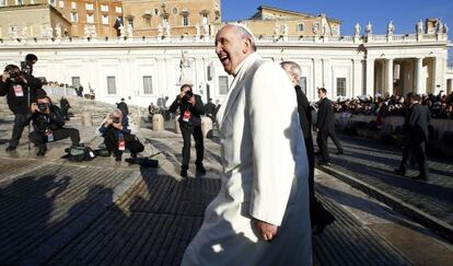 O papa Francisco chega ao Vaticano o 17 de dezembro, quando cumpria 78 anos.