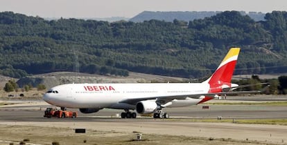 El primer avión que volará con el logo remozado es un A330 que unirá este viernes Madrid y Nueva York.