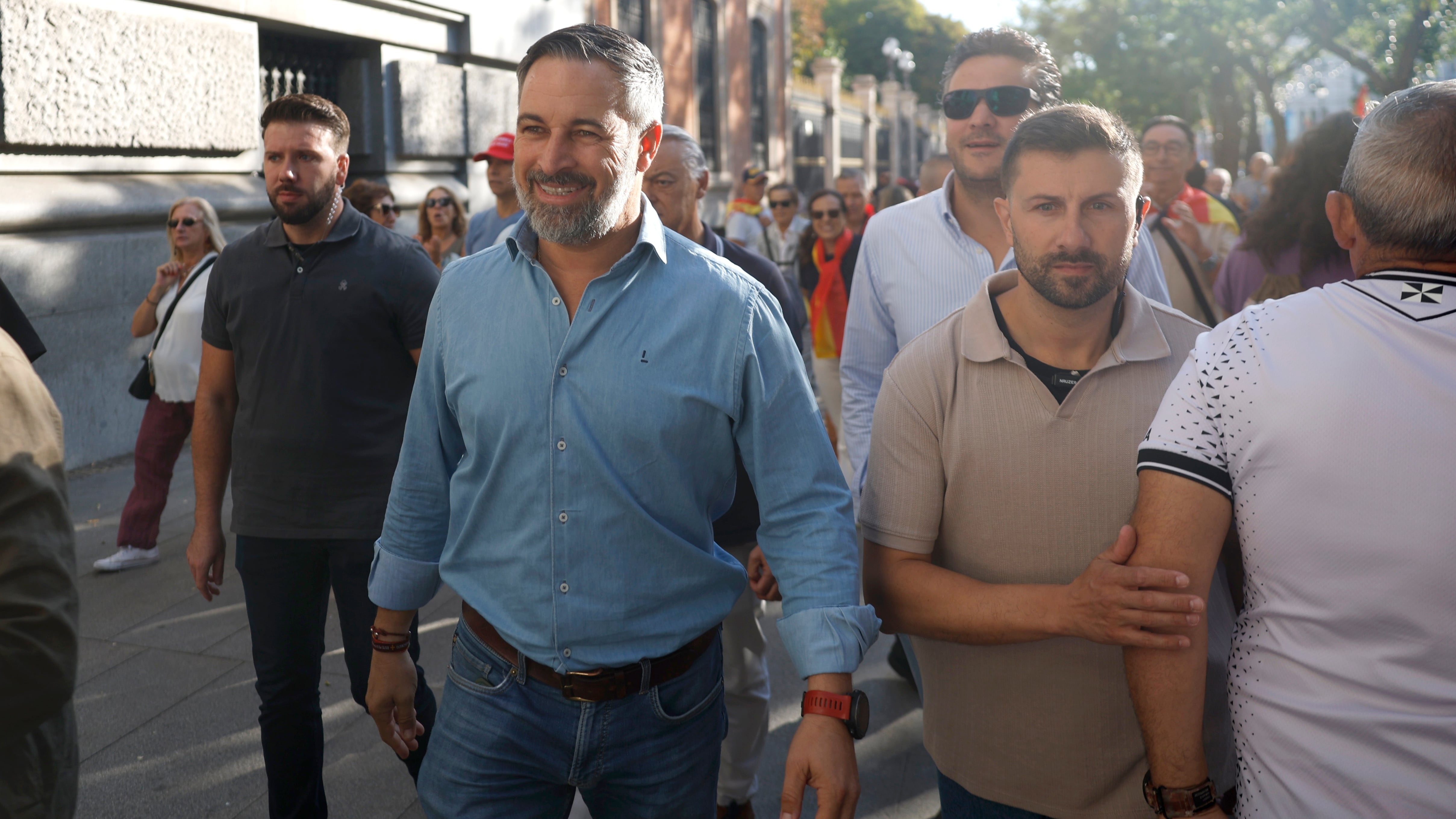 Abascal pone condiciones a un futuro gobierno con el PP: “Prioridad nacional, desregulación y remigración”
