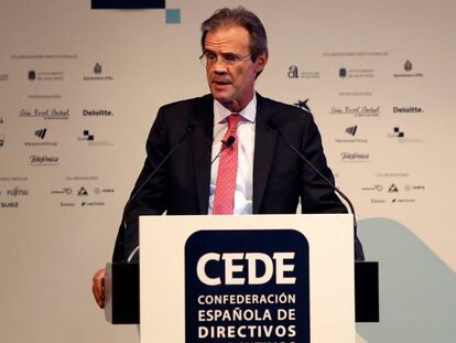 Jordi Gual, presidente de Caixabank, este martes en el XVI congreso de la Confederaci&oacute;n Espa&ntilde;ola de Directivos y Ejecutivos.