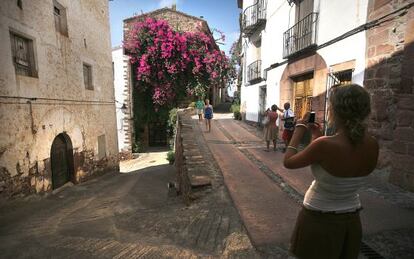 Una de las calles del casco antiguo de Vilafam&eacute;s, en Castell&oacute;n. 