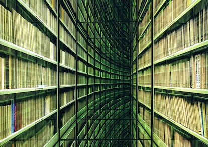 'El interminable pasillo de libros' © Nicolas Grospierre