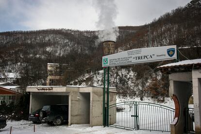 Entrada a las minas de Trepca, el pasado lunes, a las afueras de Mitrovica.