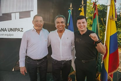 Óscar Orlando Porras, rector de Unipaz; Alfonso Eljach, exalcalde de Barrancabermeja, y el senador Gustavo Moreno del Partido Verde.
