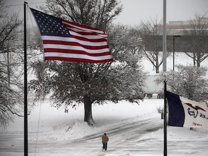 Snow at Des Moines, Iowa