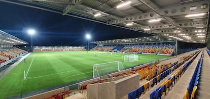 Vista general del campo del York City FC.