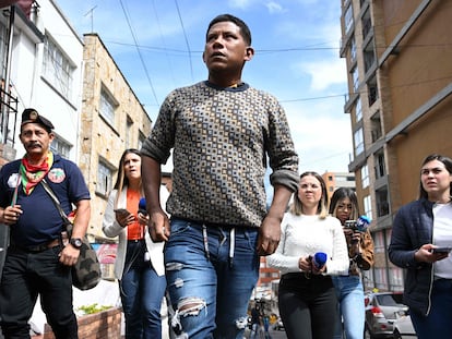 Manuel Ranoque, el domingo, a su llegada al hospital militar de Bogotá.