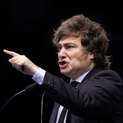 MADRID, 08/06/2025.- El presidente de Argentina, Javier Milei, interviene este domingo en la clausura del Madrid Economic Forum 2025, un congreso económico en el que participan economistas y políticos próximos a la derecha y la ultraderecha en Madrid. EFE/Sergio Pérez