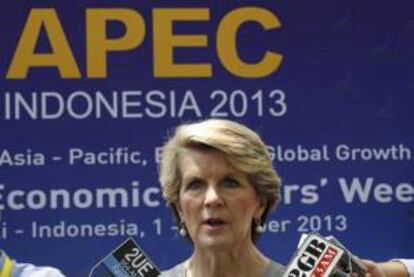 La ministra australiana de Asuntos Exteriores, Julie Bishop durante una conferencia de prensa durante los preparativos de la cumbre de líderes del Foro de Cooperación Económica de Asia-Pacífico (APEC) en la isla indonesia de Bali.