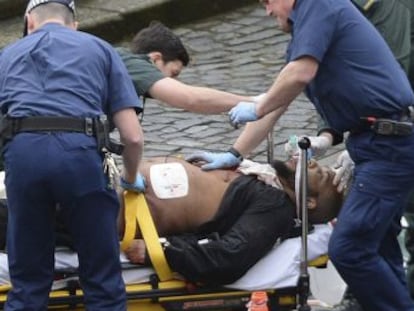 El relato minuto a minuto del ataque junto al Parlamento británico, donde fallecieron cuatro personas