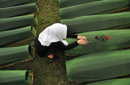 Un total de 409 víctimas identificadas de la matanza de Srebrenica recibirán sepultura en el centro memorial de Potocari.