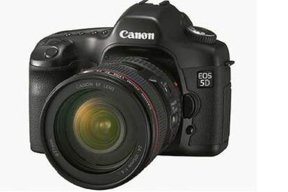 Canon EOS 5D de 12,8 megapíxeles.