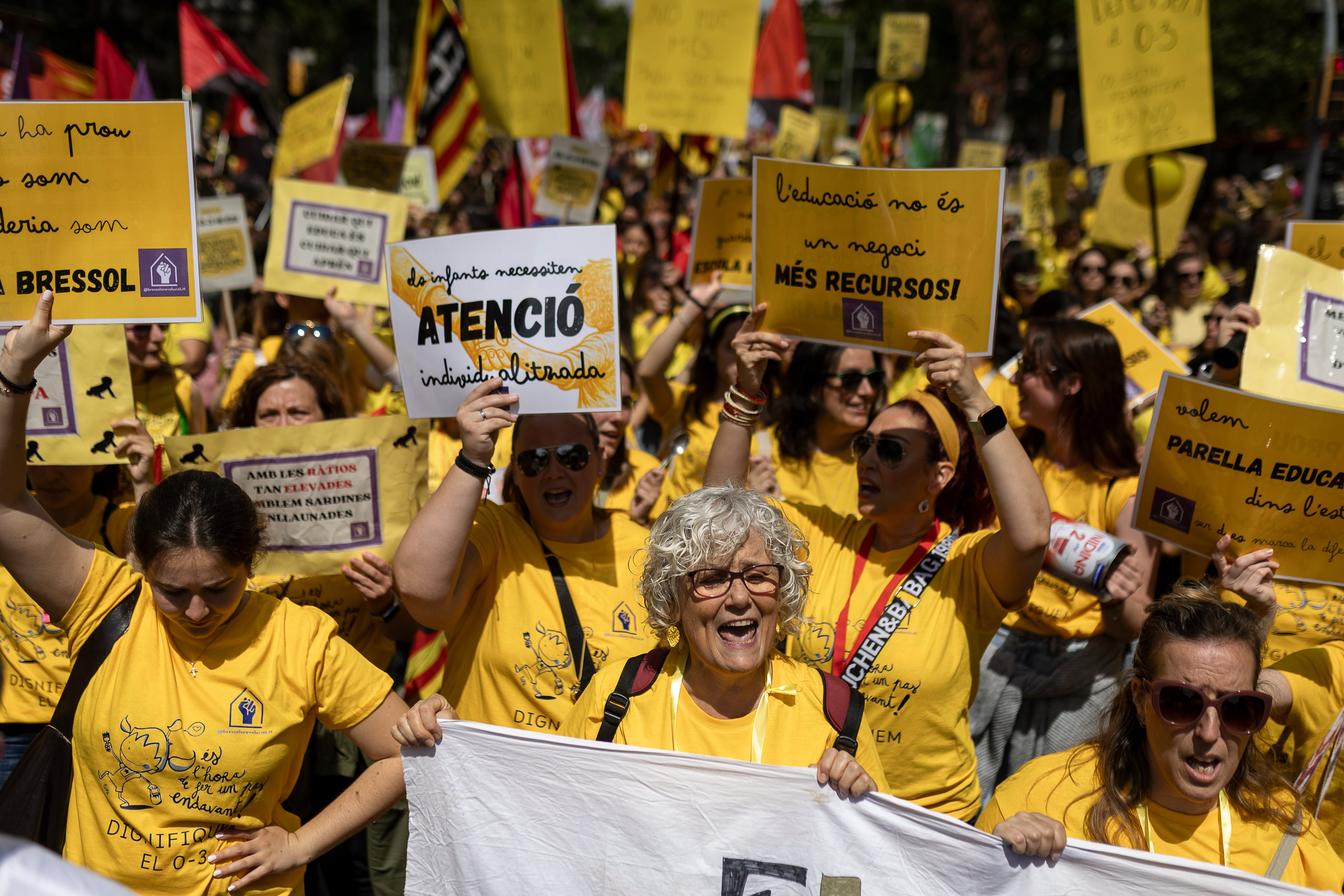 Manifestación de trabajadoras del 0-3 este jueves en el Paseo de Gracia de Barcelona.


