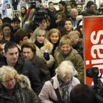 Apertura del Corte Inglés de un centro comercial de la calle Preciados de Madrid.