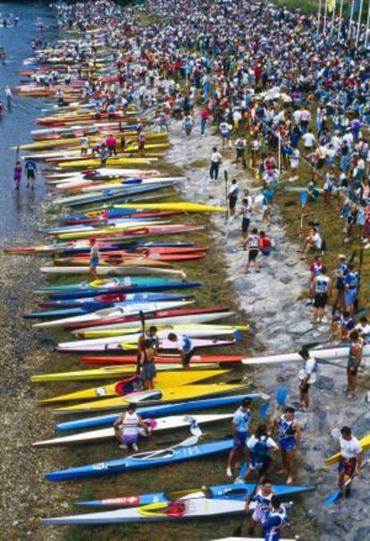 El primer domingo de agosto se reúnen miles de personas para ver el descenso multitudinario del Sella. El resto del año todo es más tranquilo.