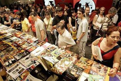 Una de las casetas del Salón del Cómic de Barcelona, en el Palau 2 de la Fira en Montjuïc, ayer por la tarde.