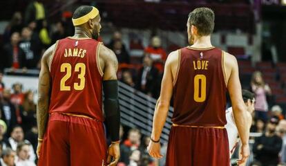 LeBron James y Kevin Love.