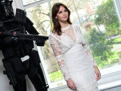 Felicity Jones, en el estreno de &#039;Rogue One: una historia de Star Wars&#039; en Londres el pasado 14 de diciembre.