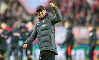 Klopp celebra la victoria del Liverpool ante el Salzburgo en Champions.