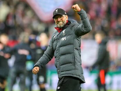 Klopp celebra la victoria del Liverpool ante el Salzburgo en Champions.