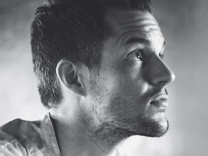 <b>Brandon Flowers, cantante de The Killers, lo intenta en solitario</b>