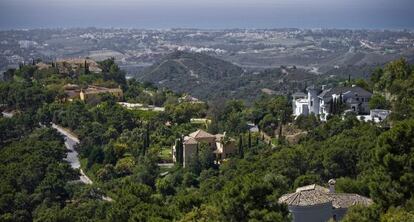 Vista parcial de la urbanización de la Zagaleta, situada en el municipio de Benihavís (Málaga)