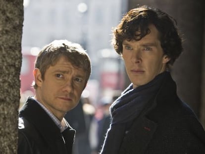Benedict Cumberbatch y Martin Freeman, en una escena de 'Sherlock'