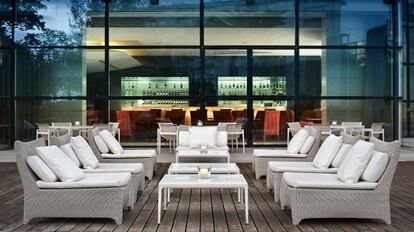 Terraza del hotel Sheraton Porto, en la ciudad portuguesa.