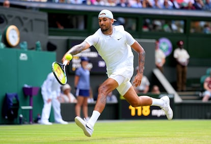 Kyrgios, durante el partido de los octavos de final contra Nakashima en Wimbledon.