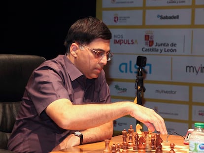 Viswanathan Anand, durante la final del Magistral Ciudad de León 2022