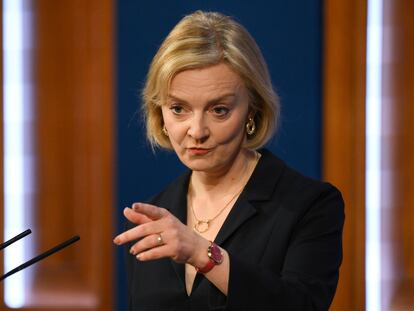 La primera ministra británica, Liz Truss, ofrece una rueda de prensa en Downing Street el pasado viernes.