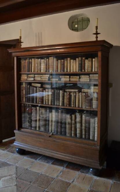 reconstrucción de la biblioteca de Spinoza en su casa de Rijnsburg (Holanda).