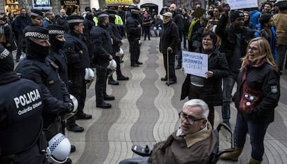 Antidisturbis de la Guàrdia Urbana a la Rambla