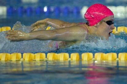 Mireia Belmonte durante la prueba de 200m Mariposa, en el Open de Espa&ntilde;a de Primavera M&aacute;laga 2015