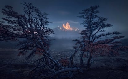 Fotografía de la serie ganadora del primer premio en el International Landscape Photographer of the year. Monte Fitz Roy, Patagonia, Argentina.