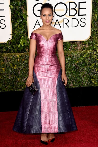 El brillo excesivo y la complicada mezcla de colores de este vestido de Michael Kors, no convierten a Kerry Washington en una de nuestras favoritas.