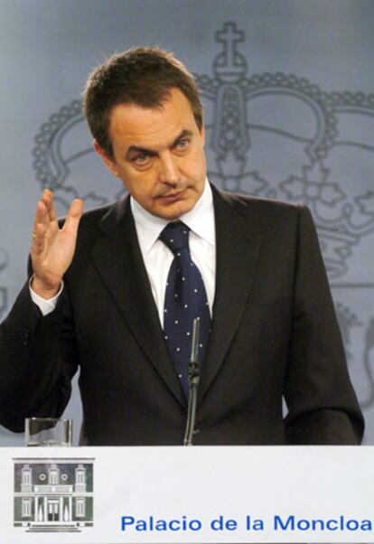 Zapatero, en su comparecencia ante los medios tras la reunión.
