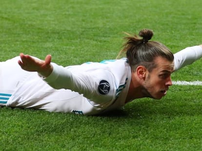 Bale celebra su gol de chilena en la final ante el Liverpool.