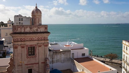 Vista desde uno de los miradores del hotel Casa de las Cuatro Torres, en Cádiz.