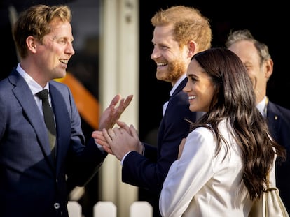 Enrique de Inglaterra y Meghan Markle este viernes en La Haya, donde asistirán a los Juegos Invictus.