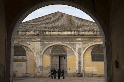 Patio de Carlos III de la Real Fábrica de Artillería de Sevilla, que se convertirá en la entrada al futuro Centro Magallanes.