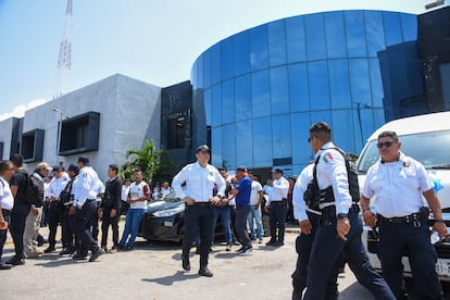 Policías protestan en Campeche, capital estatal, el 18 de marzo.